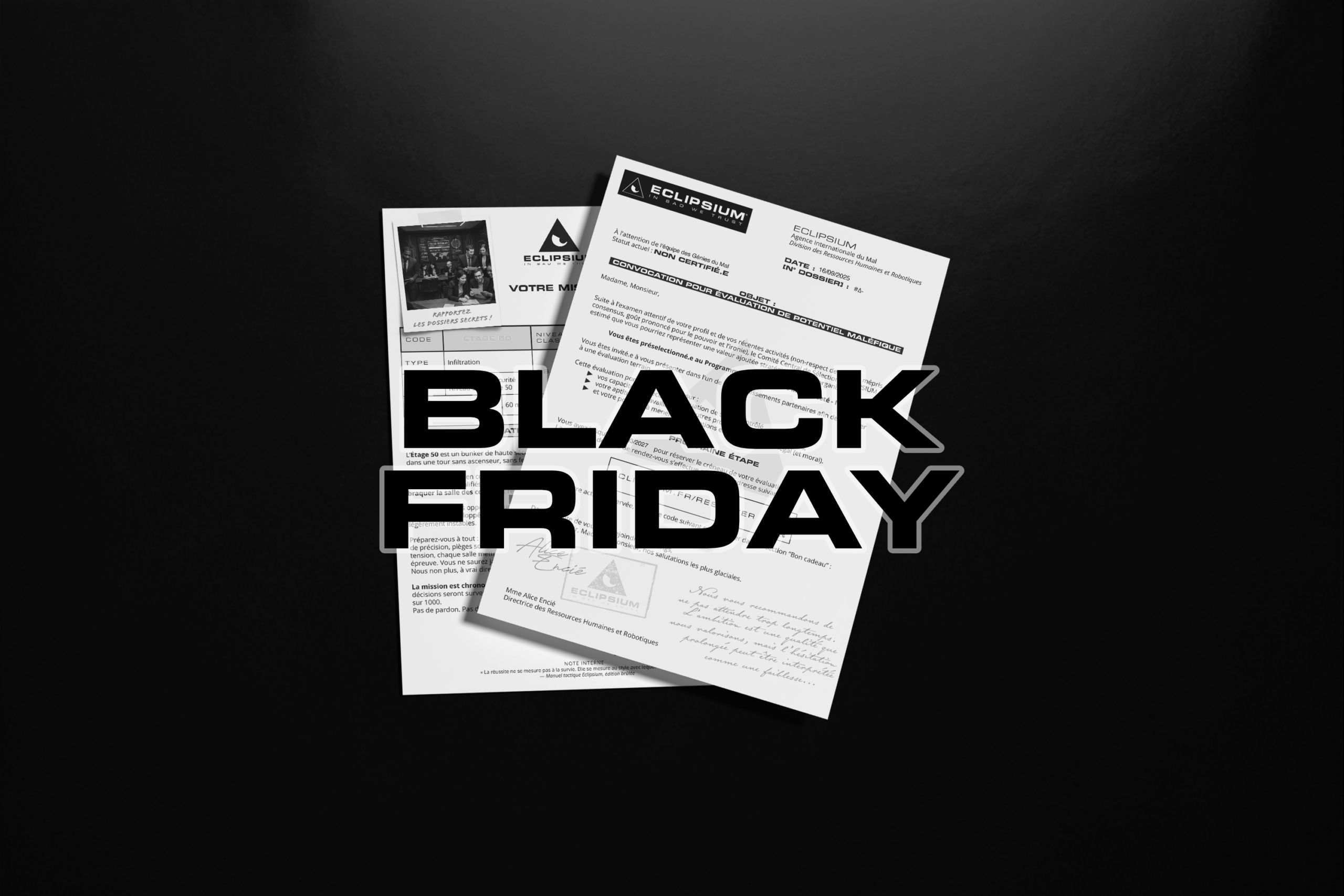 Documents avec texte Black Friday en surimpression.