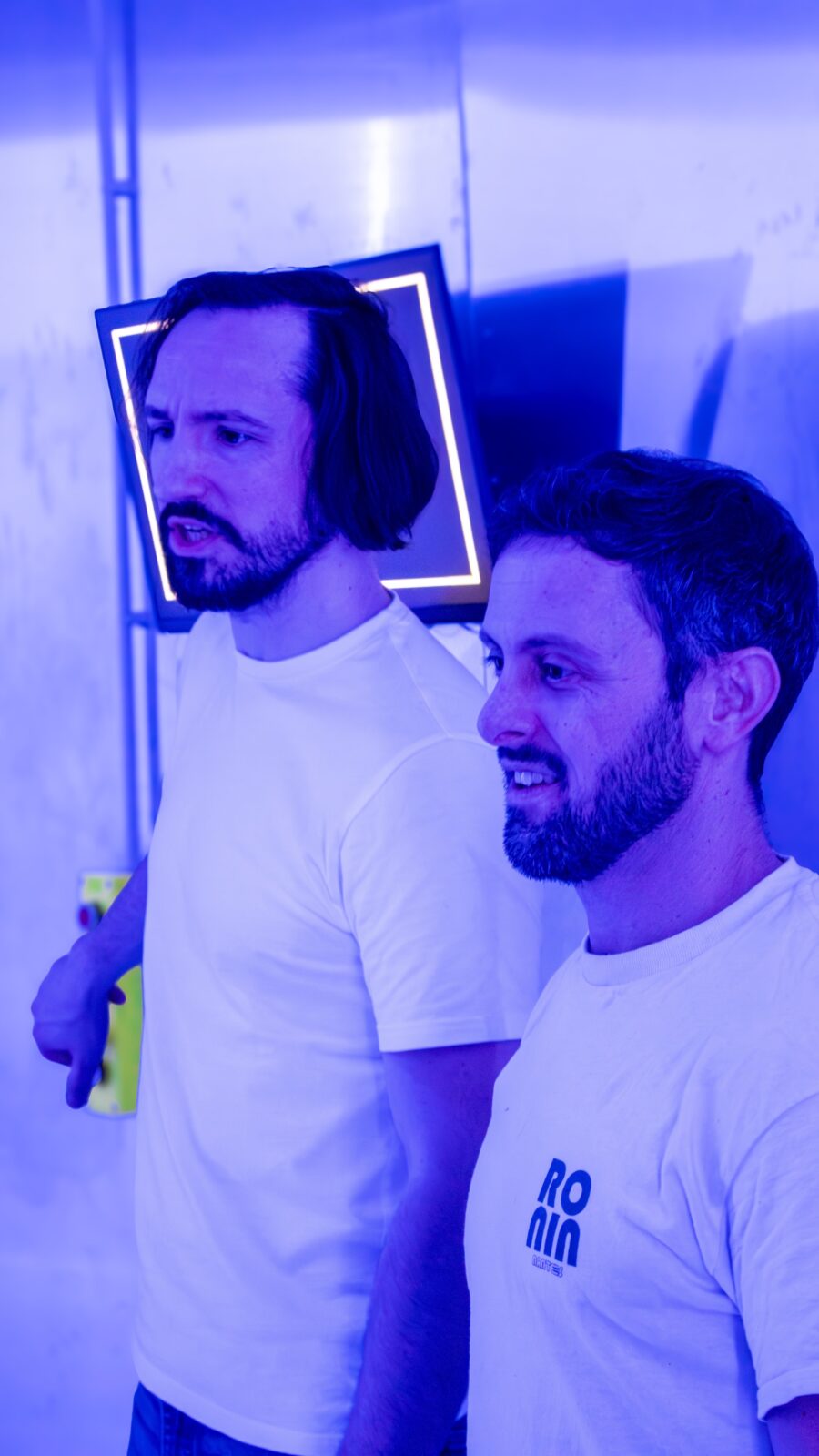 Groupe d'amis pendant un EVG original à Nantes